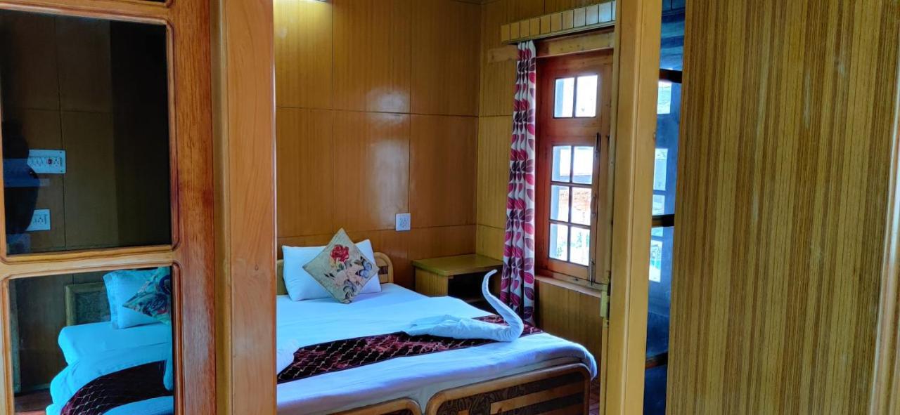 Youthok Guest House Leh Exterior photo
