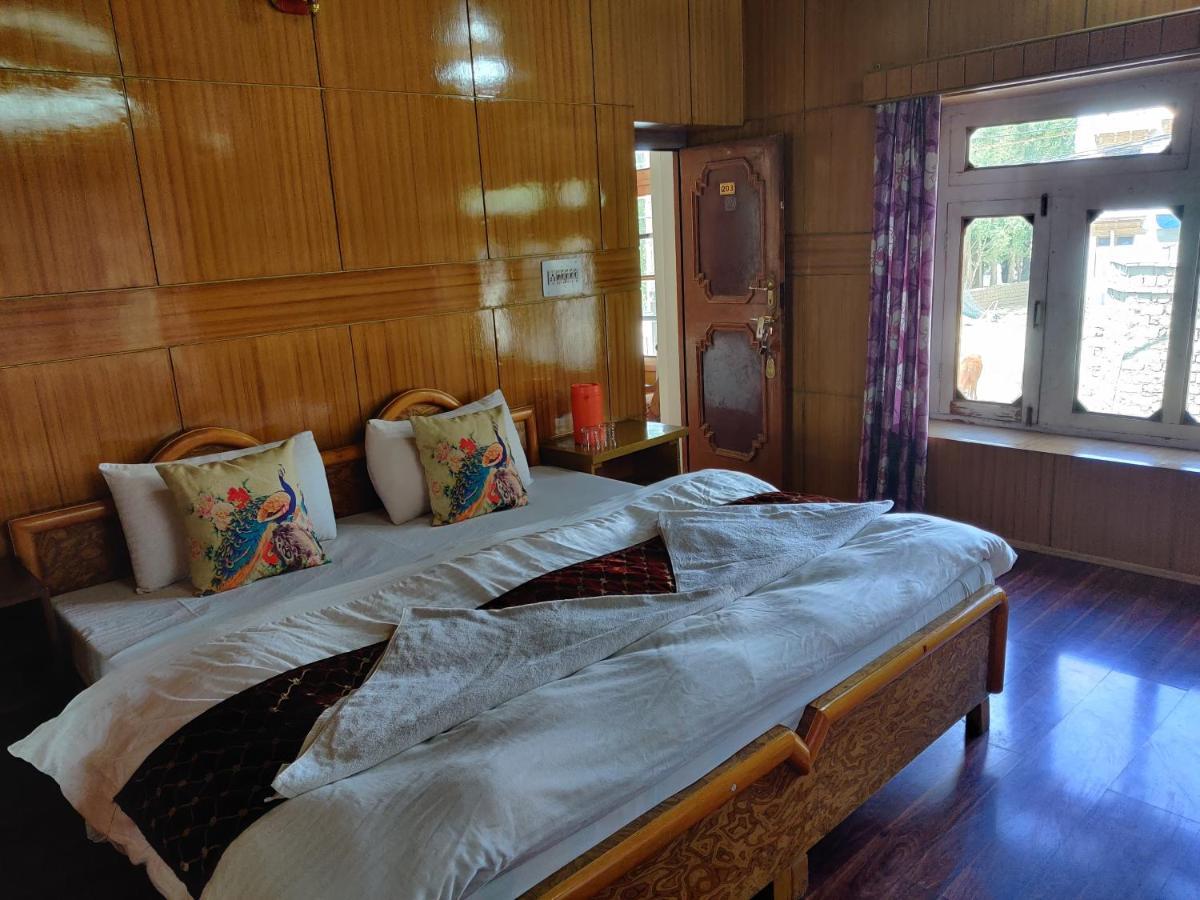 Youthok Guest House Leh Exterior photo