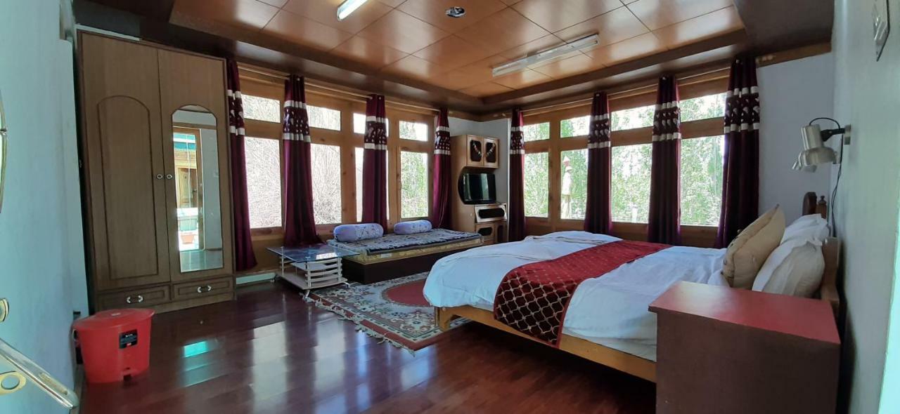 Youthok Guest House Leh Exterior photo